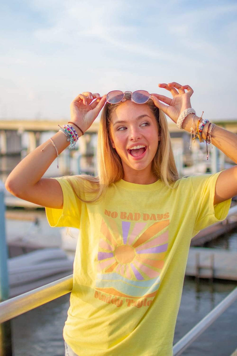 Maddy Taylor 'No Bad Days' Yellow T-Shirt – themusiczoo2v.com
